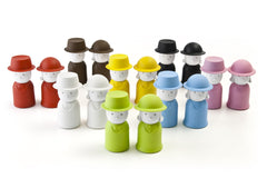 Mr. & Mrs. Salt and Pepper Shaker by Qualy
